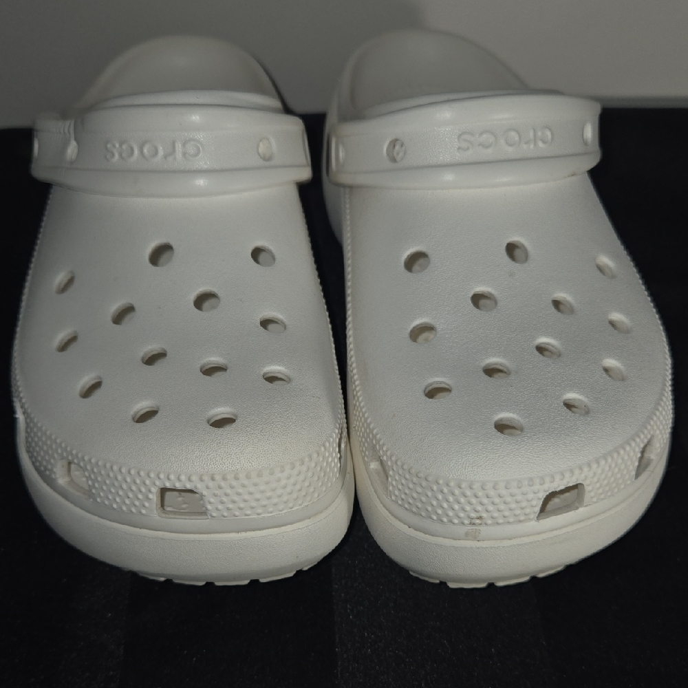CROCS Platform White Clogs